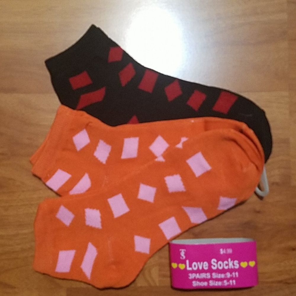 B2G1 TS 3 Pairs Quarter Ankle Socks